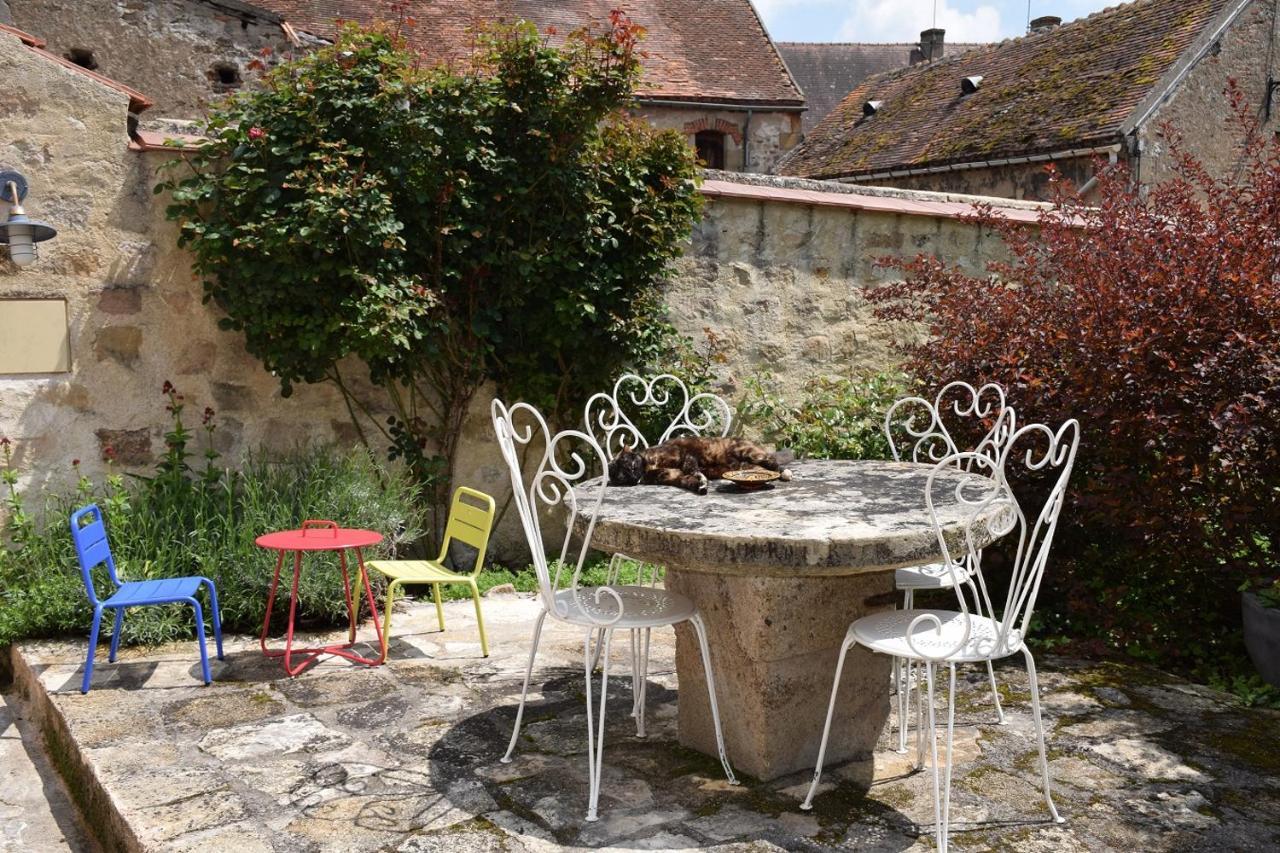 Le Gite Clos Monade Souvigny Exteriér fotografie